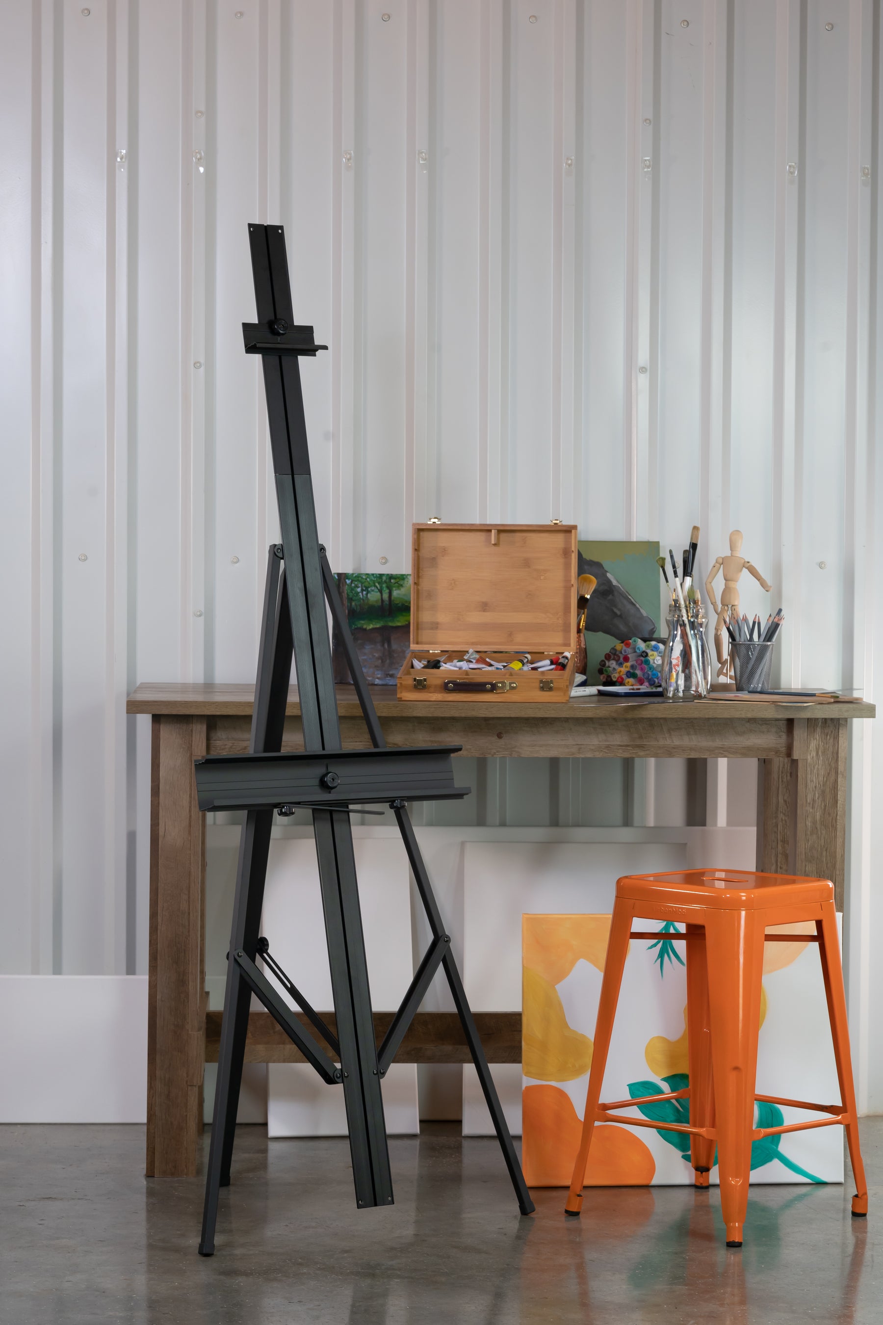 Pacific Arc - Bivouac Aluminum 67 Inch Adjustable Art Easel with Center Mast for Artists, Hobbyists, Students, and Professionals